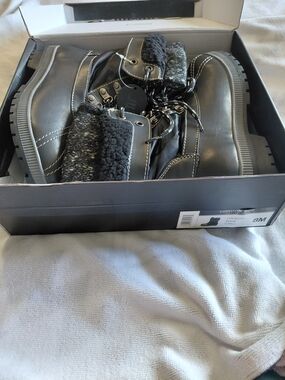 Women's London Fog Black Winter Lace-Up Boots with Faux Fur Collar